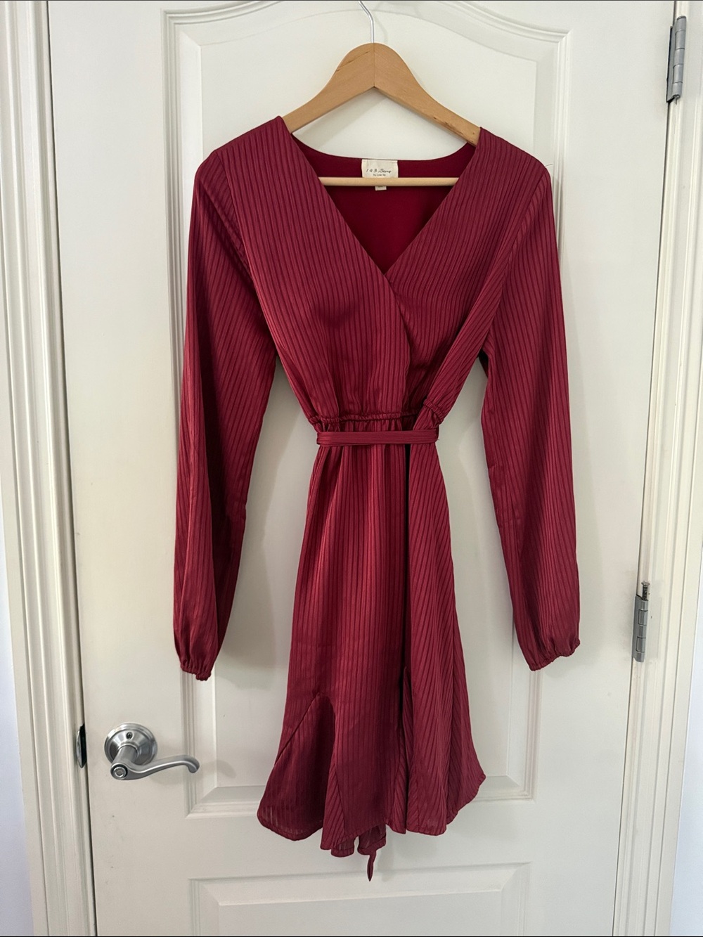 Women’s Deep Red Long-Sleeve Wrap Dress